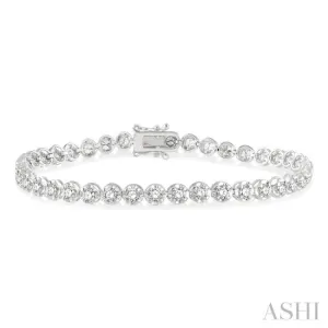 3 Ctw Round Cut Diamond Illusion Bracelet in 10K White Gold