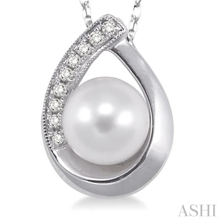 6.5MM Cultured Pearl and 1/20 Ctw Round Cut Diamond Pendant in 14K White Gold with Chain