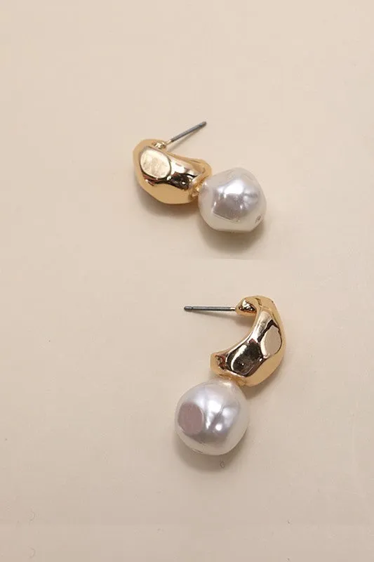 Abstract Pearl Drop Earring