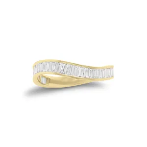 Baguette Diamond Wave Stackable Ring