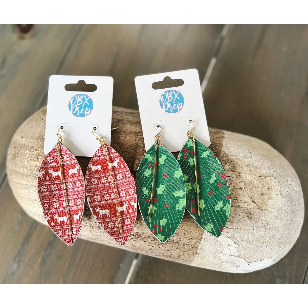 Christmas Print Leaf Faux Leather Dangle Earrings