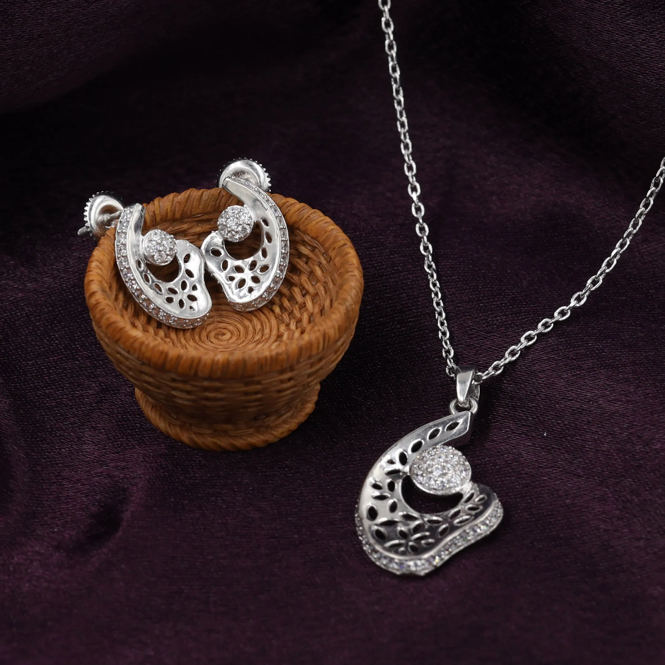 Elegant 925 Silver Pendant and Earrings