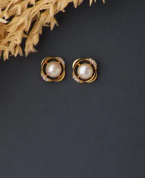 Elegant Real Pearl Hanging Earring