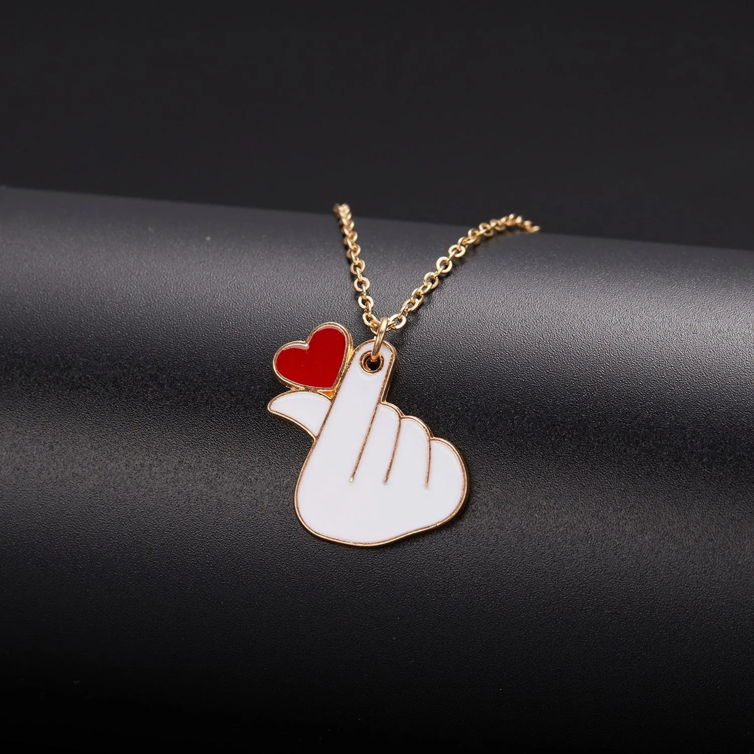 Fashion Heart Nurse Cap Doctor Necklaces Medical Equipment Stethoscope Syringe Pendant Hospital Style Jewelry Graduation Gifts