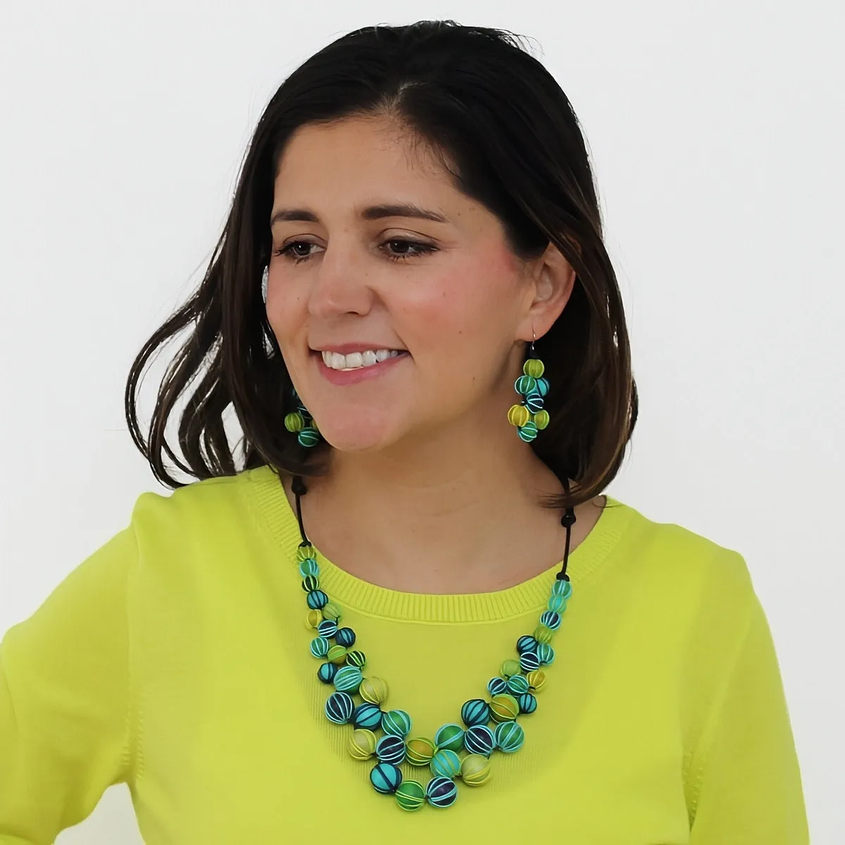 Green Pamela Berries Necklace