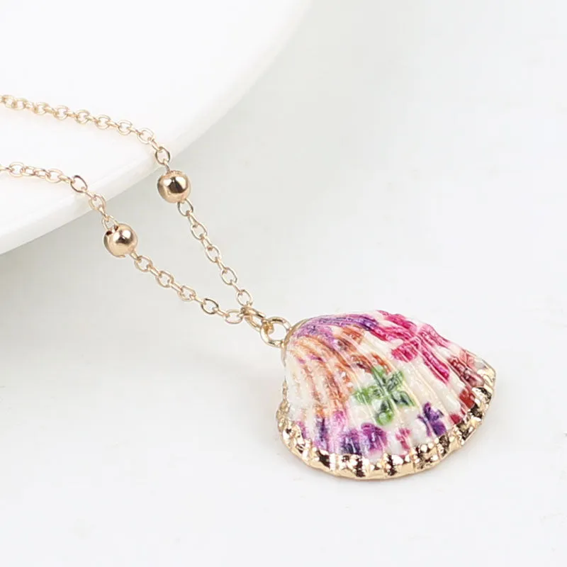 New Painted Shell Necklace Choker For Women Bohemian Shell Cowrie Pendant Necklace Female Fashion Beach Jewelry 2021