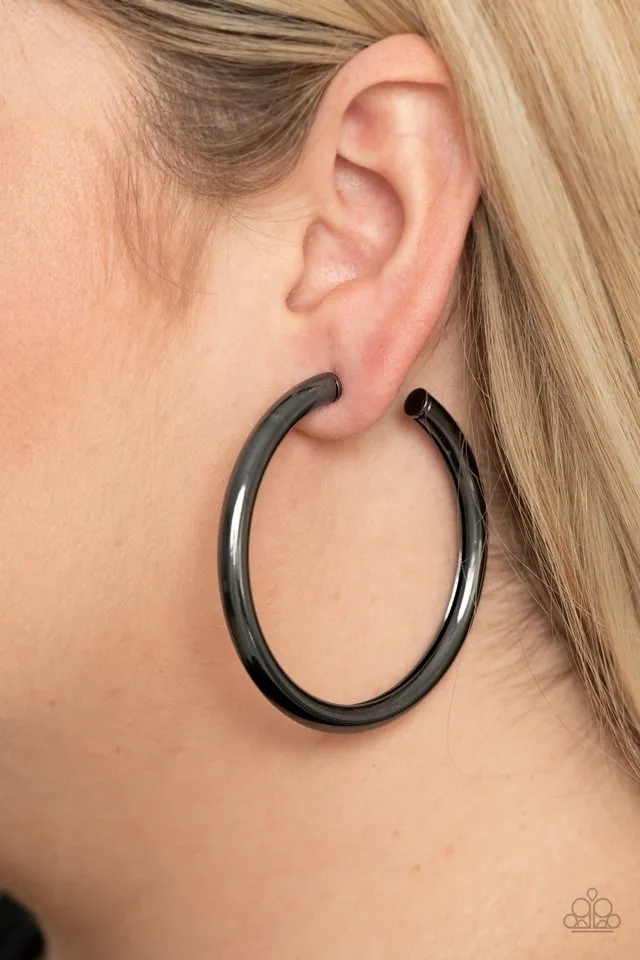 Paparazzi Earring ~ Curve Ball - Black