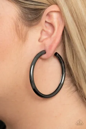 Paparazzi Earring ~ Curve Ball - Black