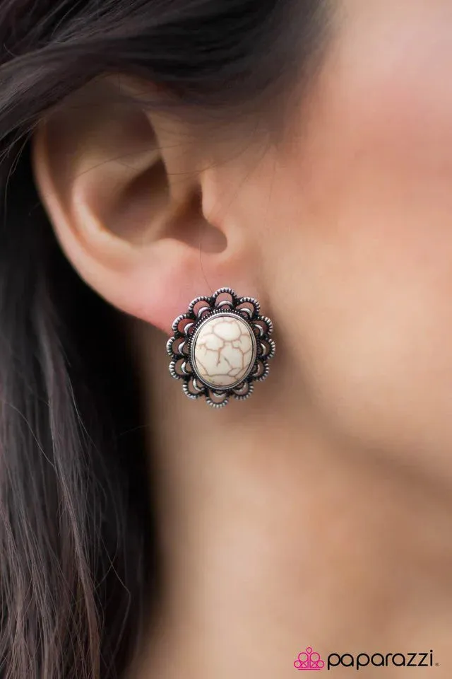 Paparazzi Earring ~ Turn To Stone - White