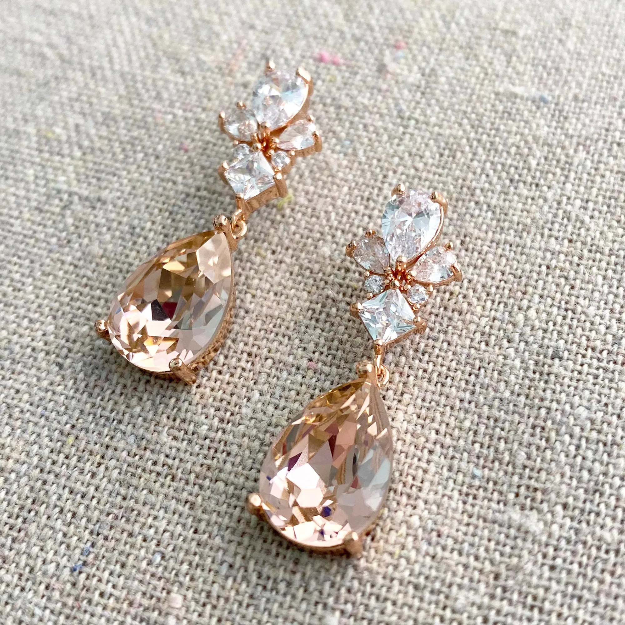 Pear Royal Dangling Post Earrings