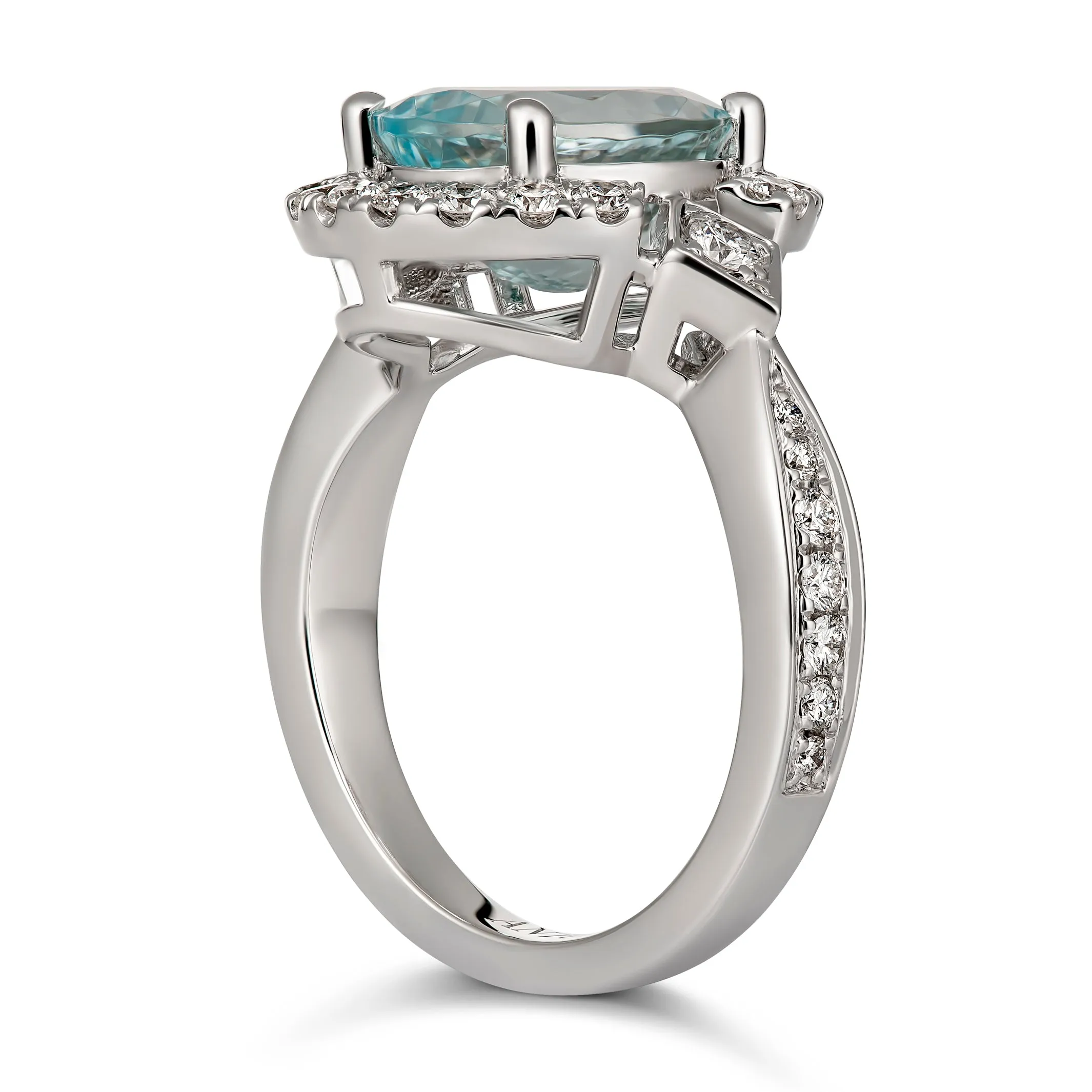 Regal Collection® Aquamarine Oval Ring | White Gold