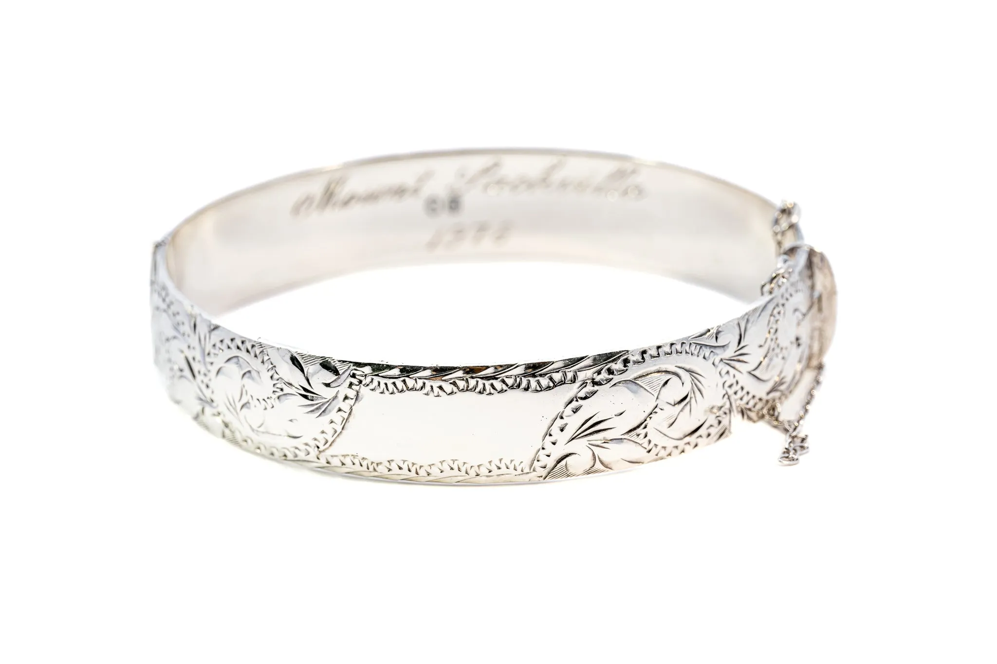 Stunning Silver Bangle: Unique Engraving