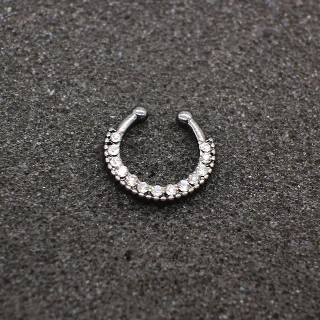 Trendy crystal Fake septum Piercing nose ring Black Hoop nose For Women faux body clip Rings clicker non Body Jewelry wholesale