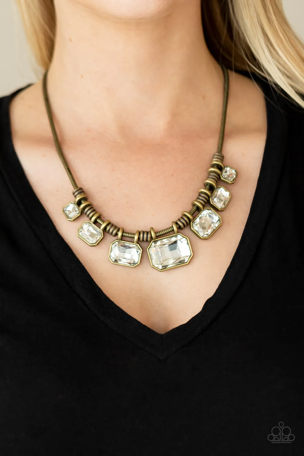 Urban Extravagance - Brass Necklace - Paparazzi Accessories