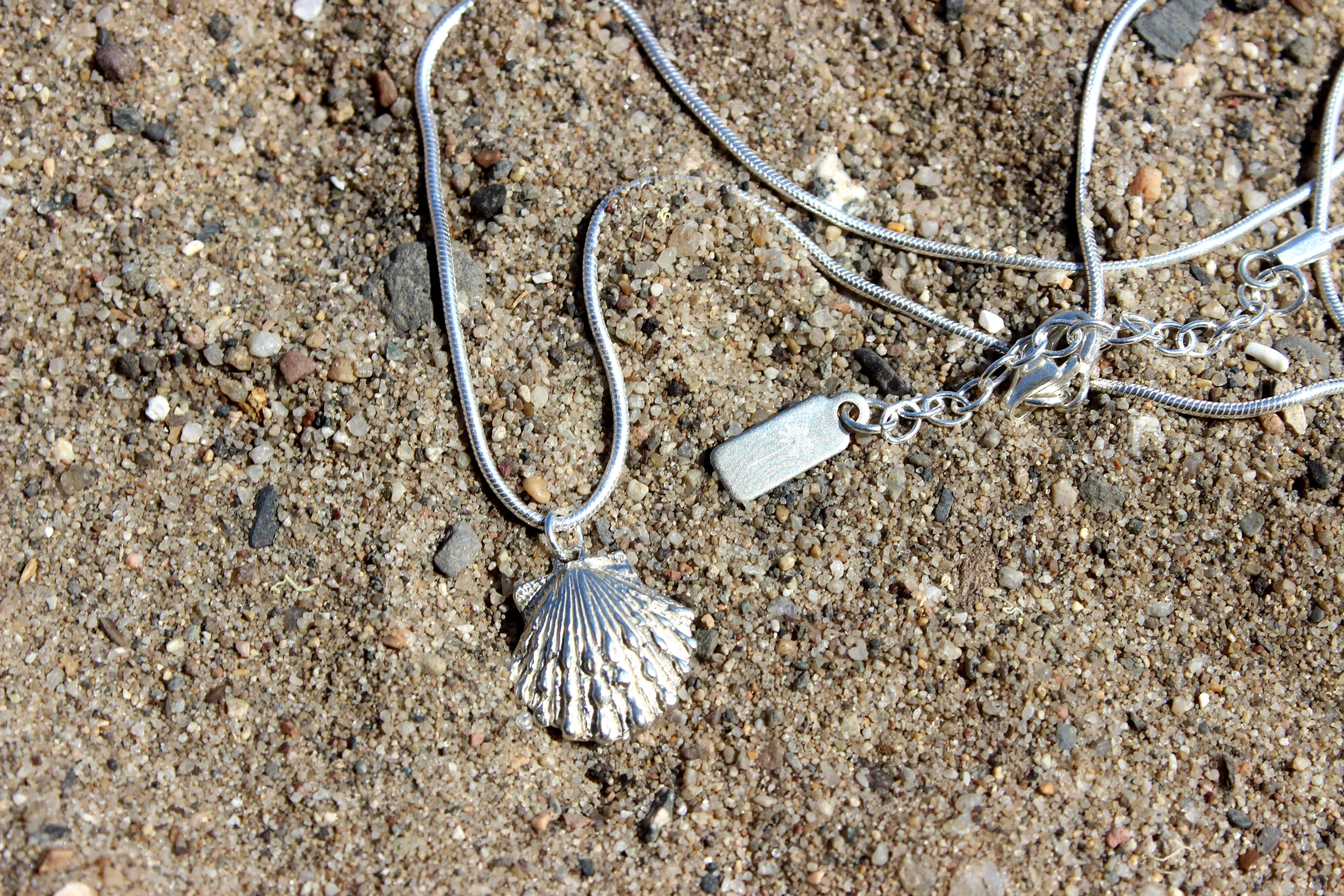 Vanessa // Mermaid Shell Necklace on Snake Chain, Gold, Sterling Silver, Beach // BH-N039