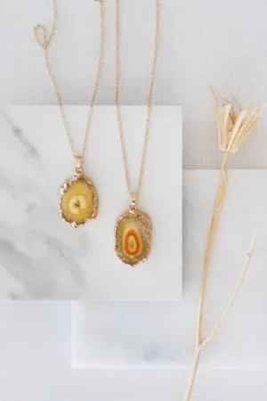 Xander Kostroma - Gold Tone Long Length Mini Raw Yellow Agate Pendant Necklace for Women - Enhances Aura Cleansing and Style - Handcrafted Unique Jewelry - 68cm Length - Perfect Gift for Elegance and Balance